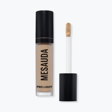 Mesauda Milano Pro Light Highly Moisturizing Fluid  drėkinantis maskuoklis. 4ml